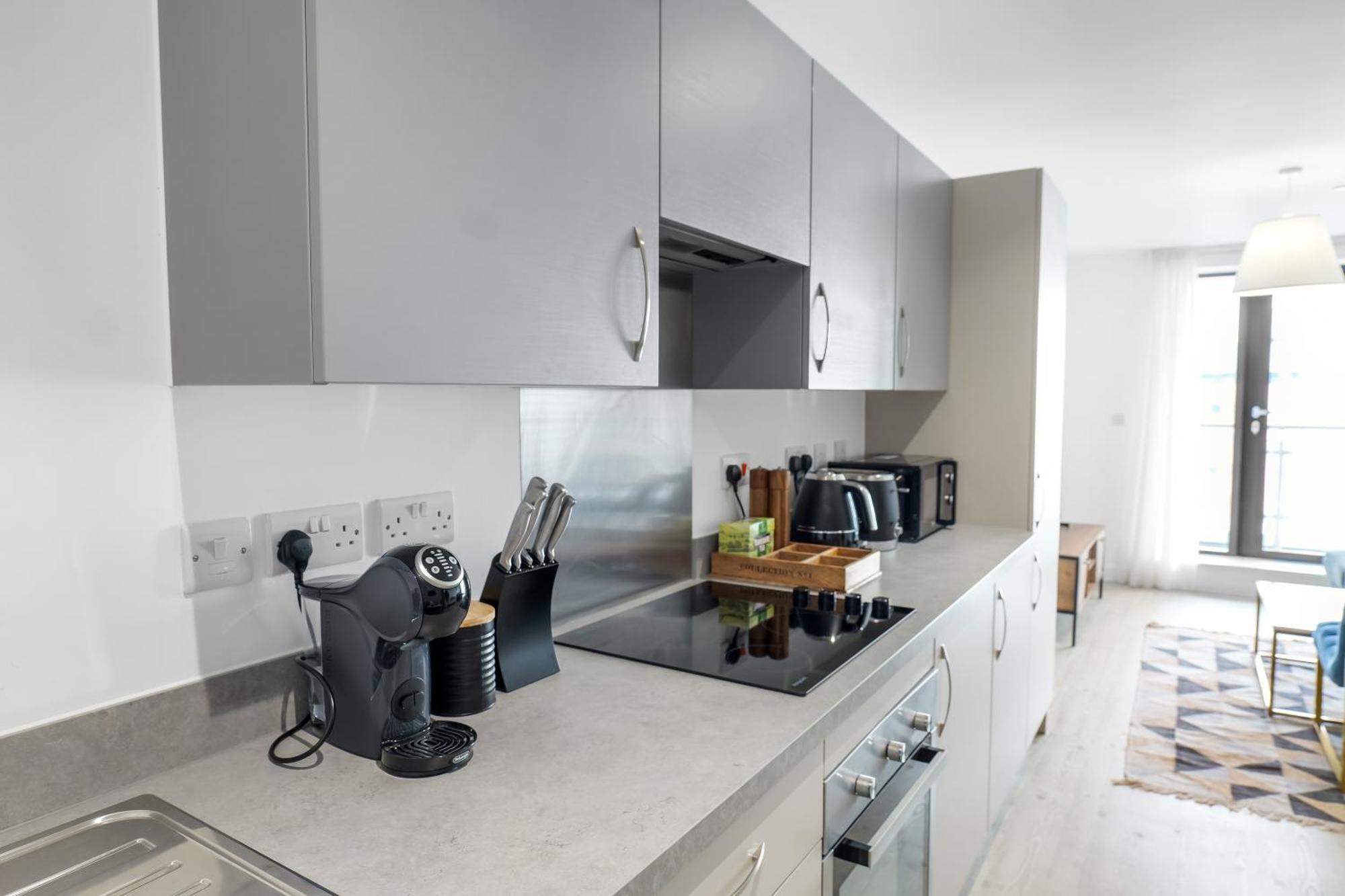 High Rise 2 Bedroom & 2 Bath Apartment With Parking, Balcony & Amazing View Mánchester Exterior foto